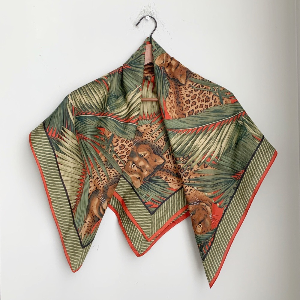 Vintage Ellen Tracy square scarf
